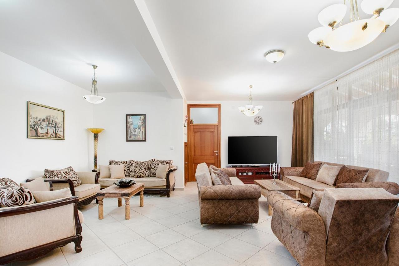 Villa Forest Kotor Luaran gambar