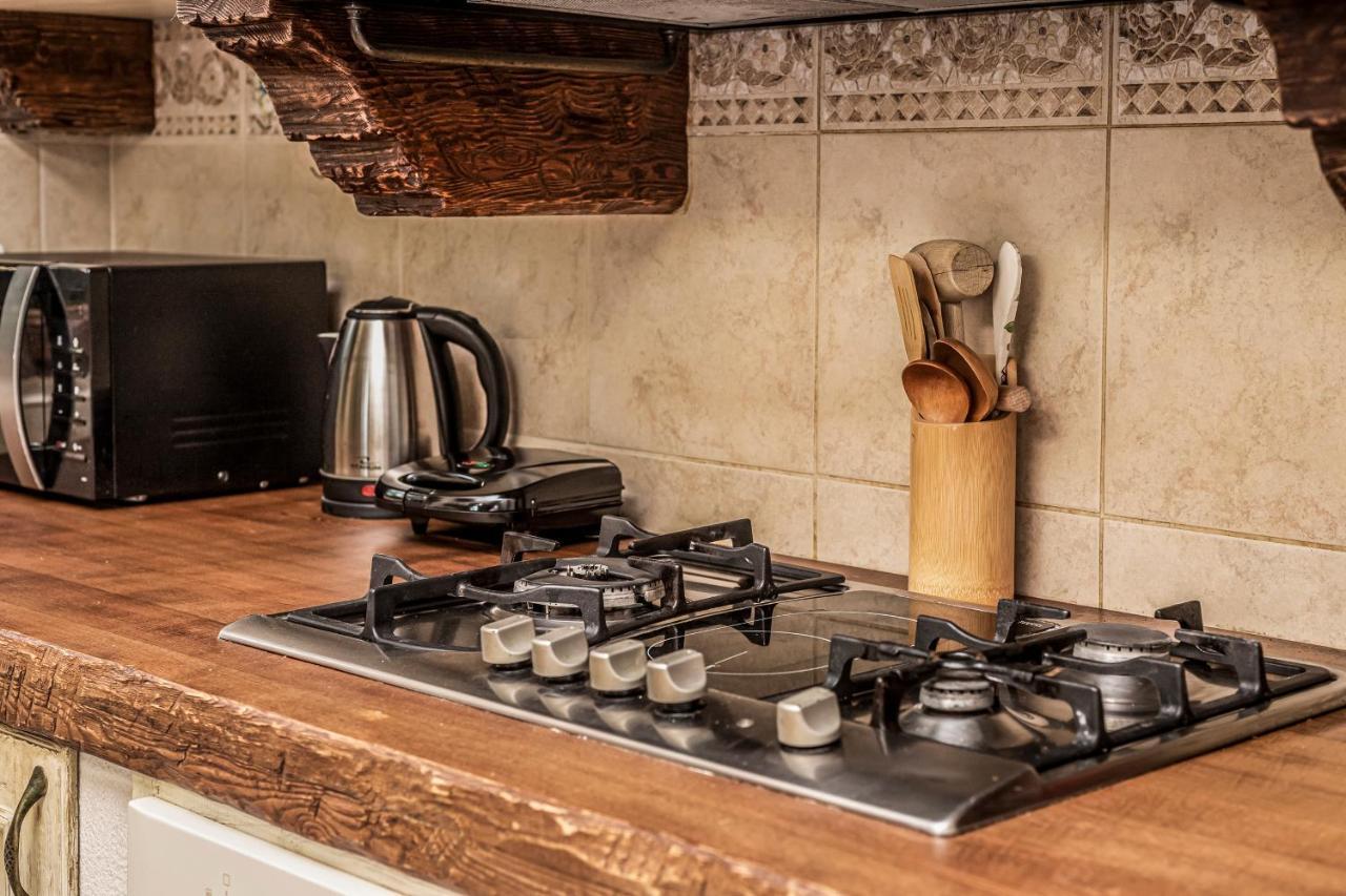 Villa Forest Kotor Luaran gambar
