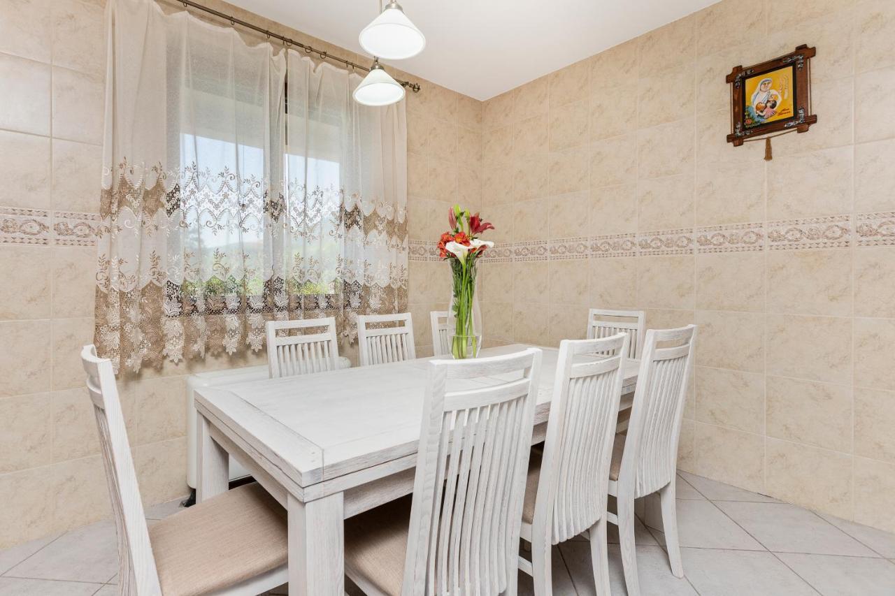 Villa Forest Kotor Luaran gambar